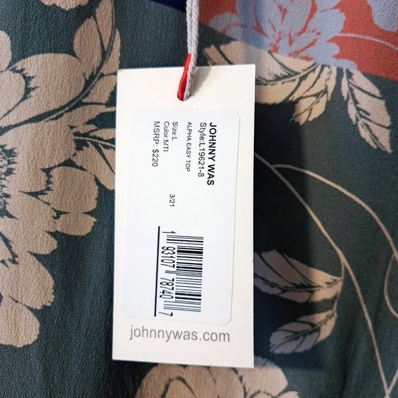 Johnny Was 100% Silk Top size Large New With Tag - Picture 8 of 8